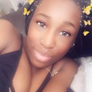 Meet your Posher, Timisha